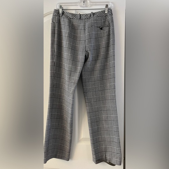 Calvin Klein Women’s Modern Fit size 2 black and white plaid/checkered - Picture 4 of 6